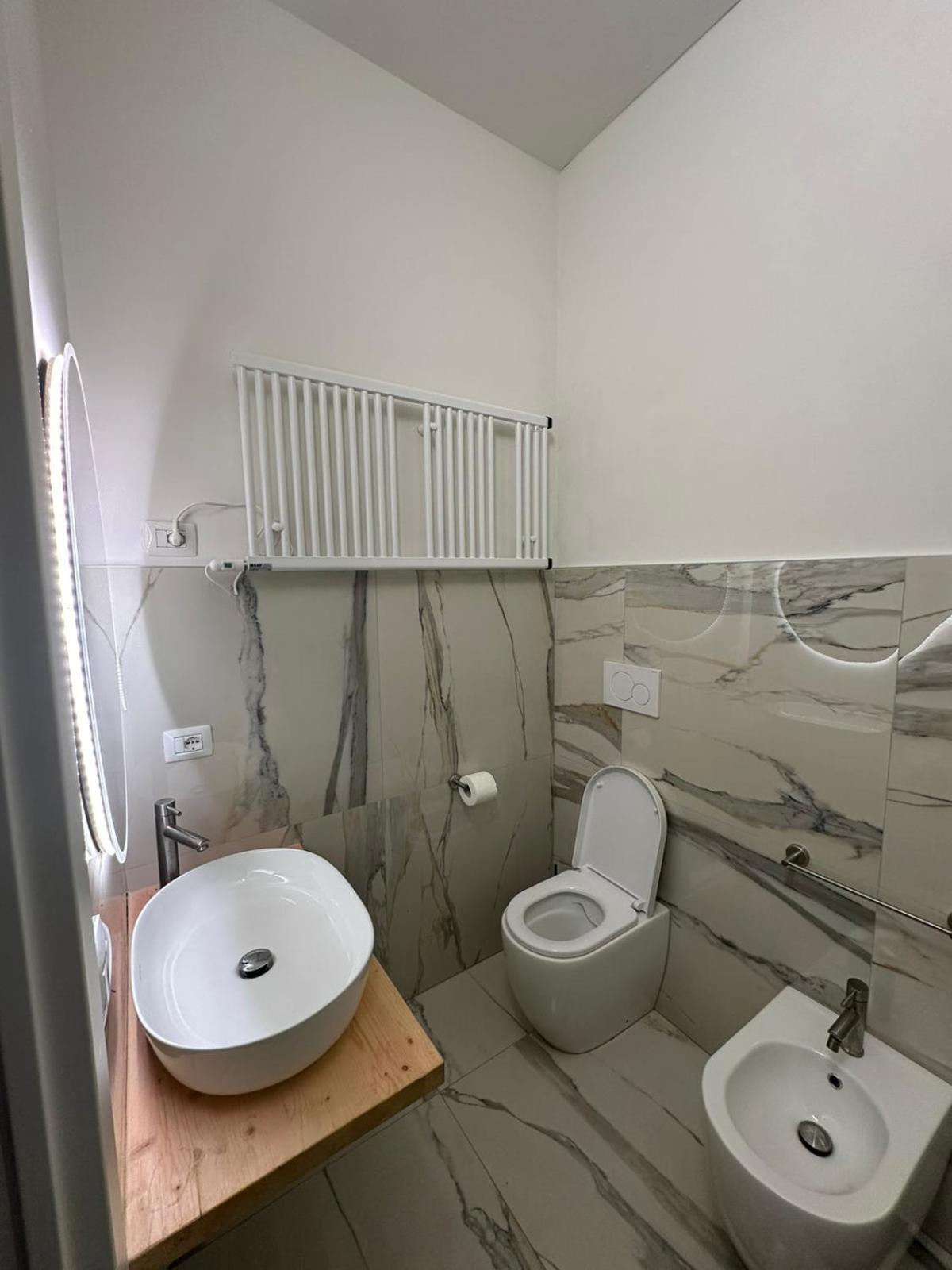 Al Campanile Apartment เวโรนา ภายนอก รูปภาพ