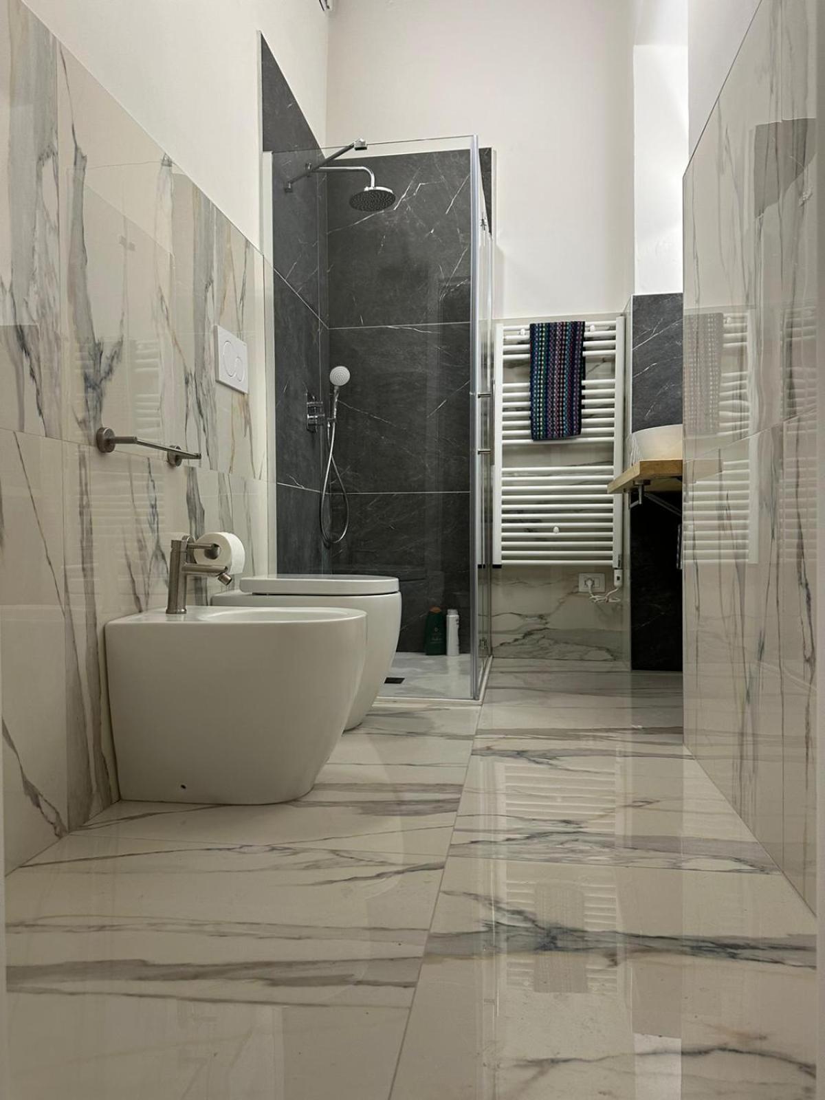 Al Campanile Apartment เวโรนา ภายนอก รูปภาพ